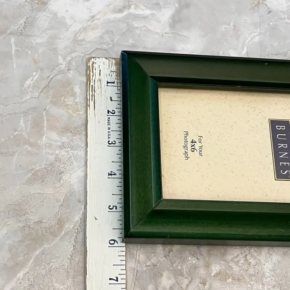 Burnes of Boston Green Wood Picture Frame 4x6 in Rectangle Matte Free Standing
